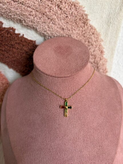 COLLAR CRUZ PIEDRAS MULTICOLOR