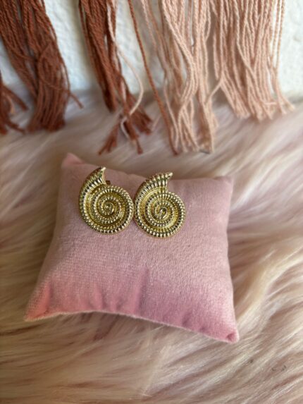 PENDIENTES CARACOLA LABRADA