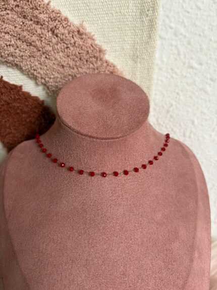 COLLAR PIEDRITAS ROJAS