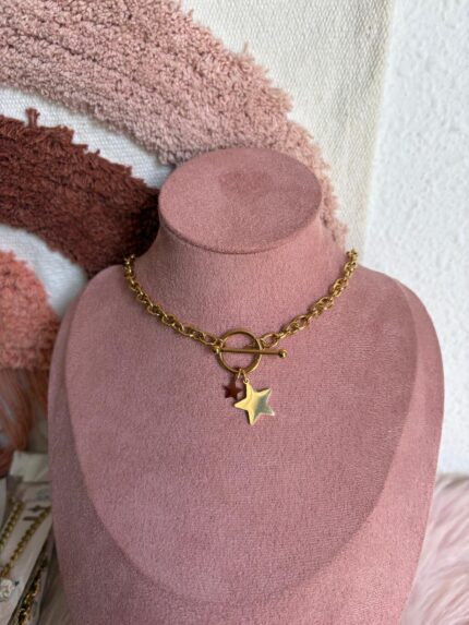 COLLAR DOBLE ESTRELLA CIERRE DELANTERO