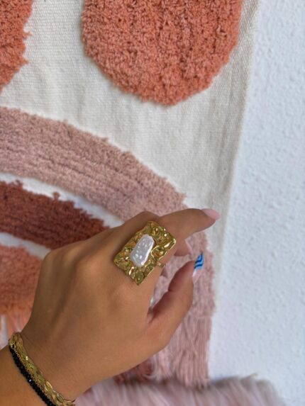 ANILLO RECTÁNGULO NÁCAR