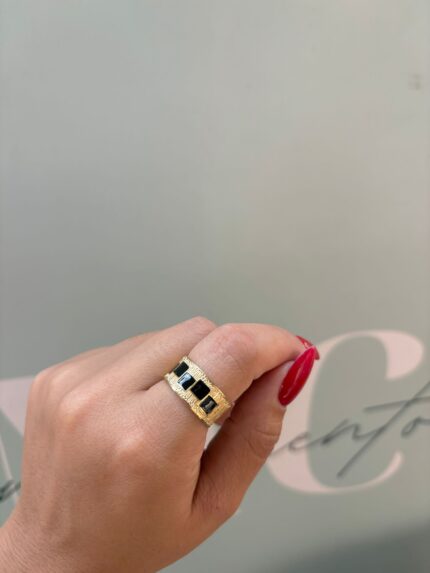 ANILLO DORADO Y NEGRO