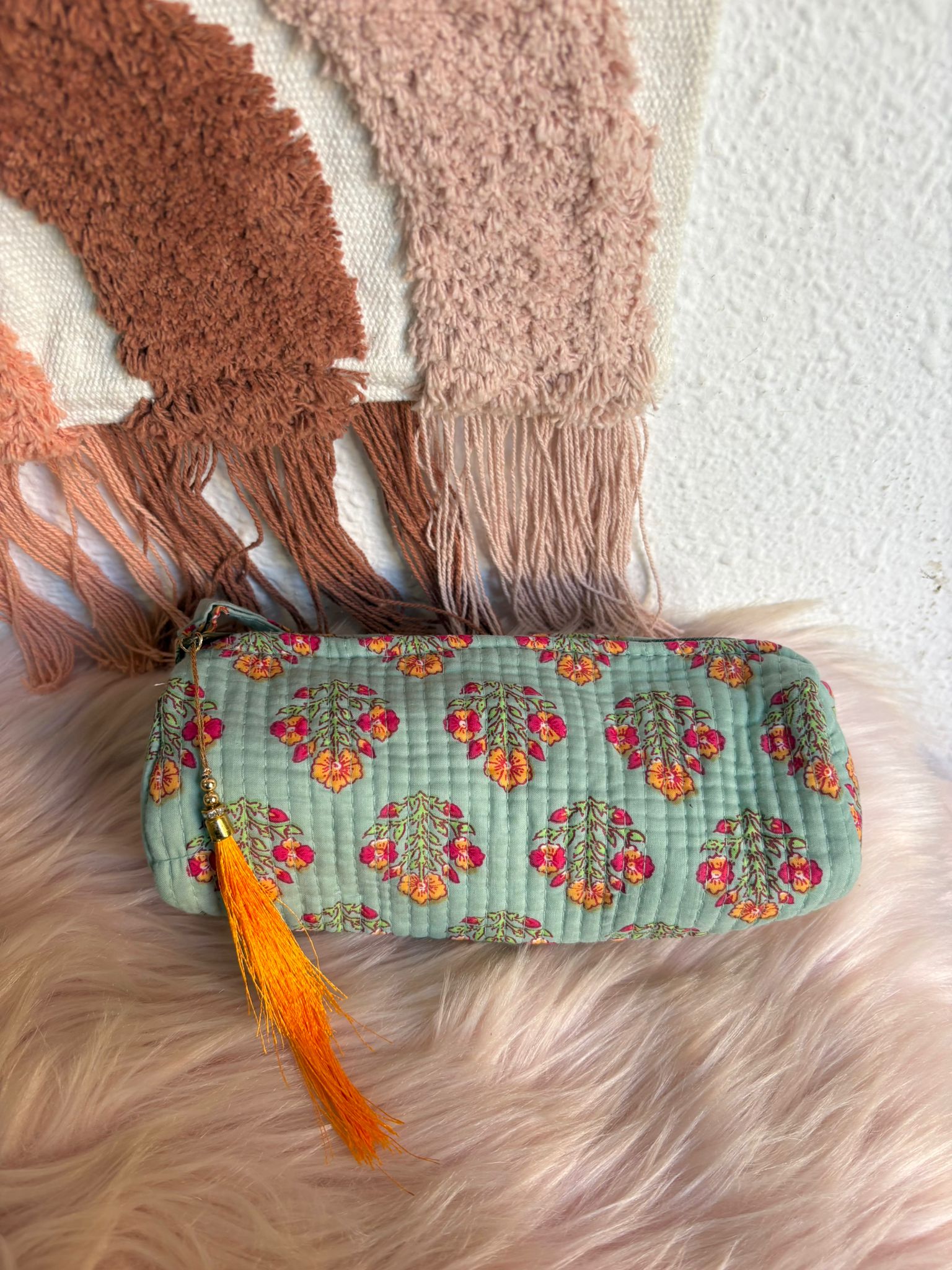 48a6ba02-c7f3-41d7-a115-cd560801ebfb