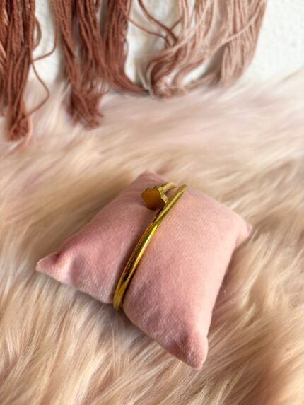 PULSERA DE CAÑA CLAVO TRÉBOL