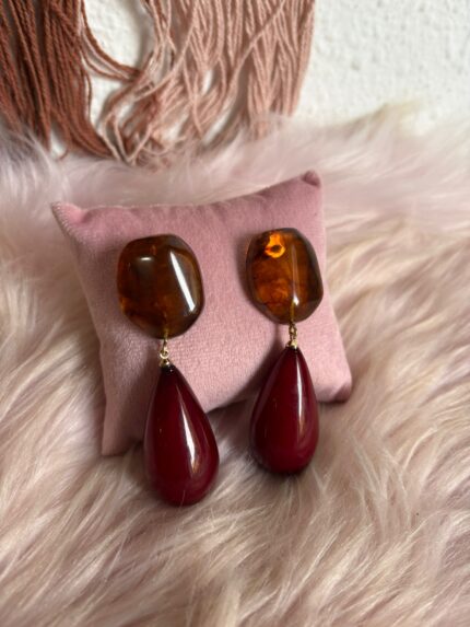 PENDIENTES LÁGRIMA GRANATE