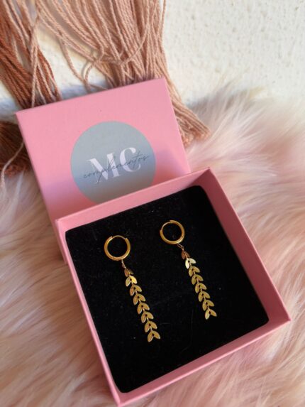 PENDIENTES ARITO LAUREL