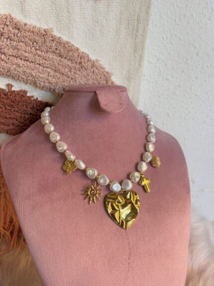 COLLAR PERLAS CORAZÓN