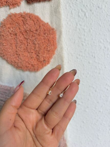 PENDIENTES LAGRIMA BRILLO