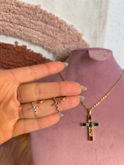 PENDIENTES CRUZ CRISTAL COLORES