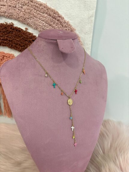 COLLAR TIPO Y CRUCES COLORES